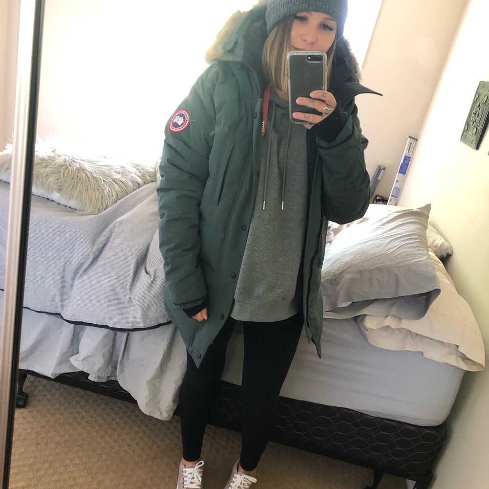SOLD Canada Goose Carson Parka in Slate - Picture 8 of 8